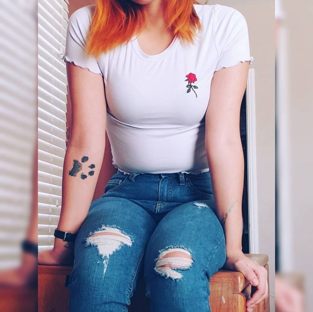 ⭐️Lavender Rose Top